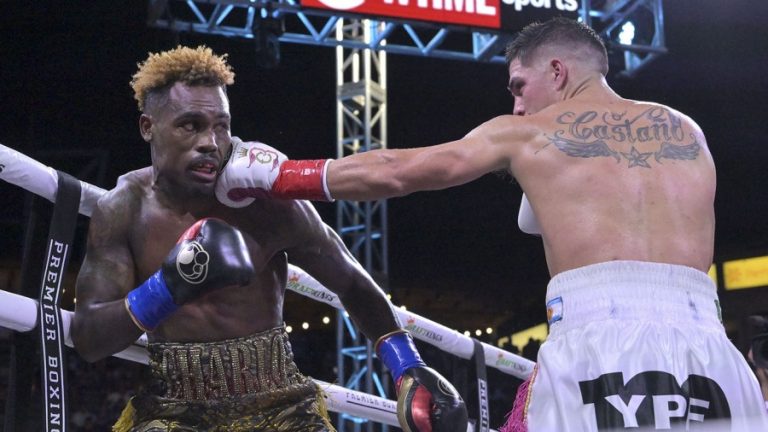 Brian Castaño resignó su cinturón superwelter ante el nuevo campeón Jermell Charlo