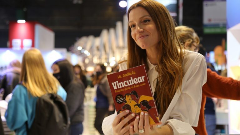 Cecilia Ce: “Hoy es más fácil ir a la cama que tener una charla sobre temas personales”