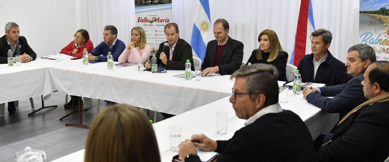 Bordet estuvo en Valle María con su gabinete e intendentes vecinalistas