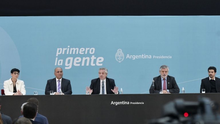 “No me van a torcer el brazo. Los necesito a todos movilizados”