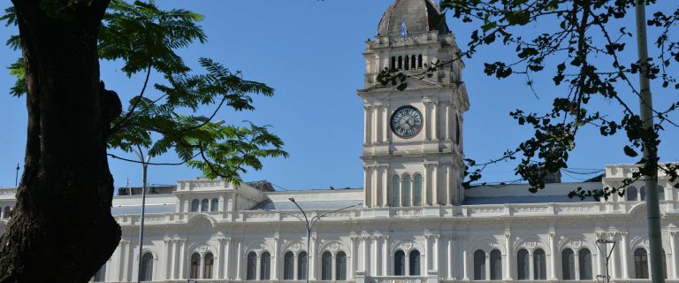 El sábado se iniciará el pago de los haberes de julio a los estatales