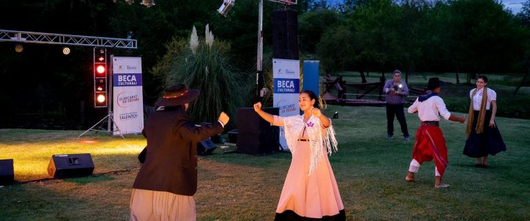 El Becario en Escena tendrá este año seis galas en diferentes ciudades para otorgar becas artísticas y culturales