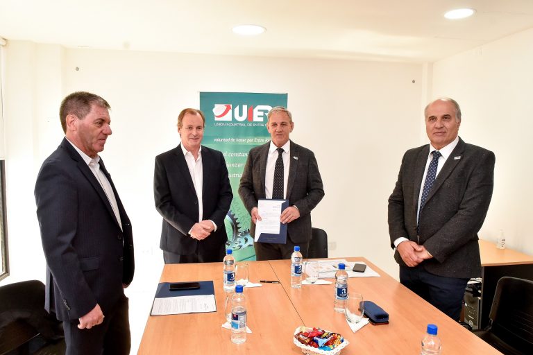 Gobierno y sector privado promueven la creación de 1500 puestos industriales