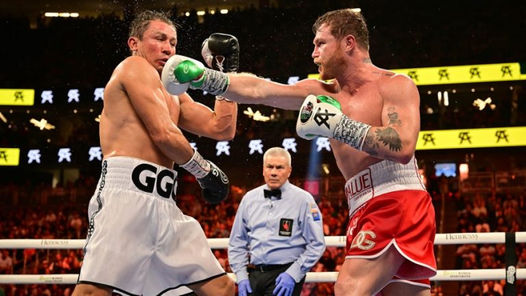 “Canelo” Álvarez confirmó su reinado en el peso supermediano con victoria unánime ante Golovkin