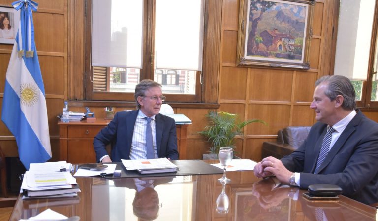 Bahl y Bahillo acordaron mejoras en el Parque Hortícola de Paraná