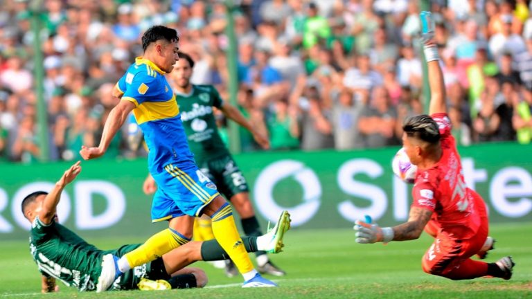 Boca, con lo justo, venció a Sarmiento y amplía su ventaja