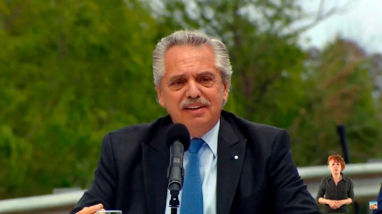 Alberto Fernández confirmó el bono social para sectores vulnerables