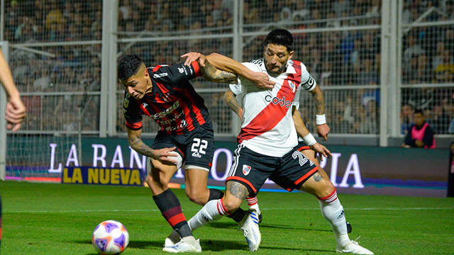 Patronato sufrió una dura derrota ante River y quedó a un paso del descenso