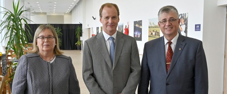 Bordet destacó que en Entre Ríos hay “un respeto absoluto por la división de Poderes”