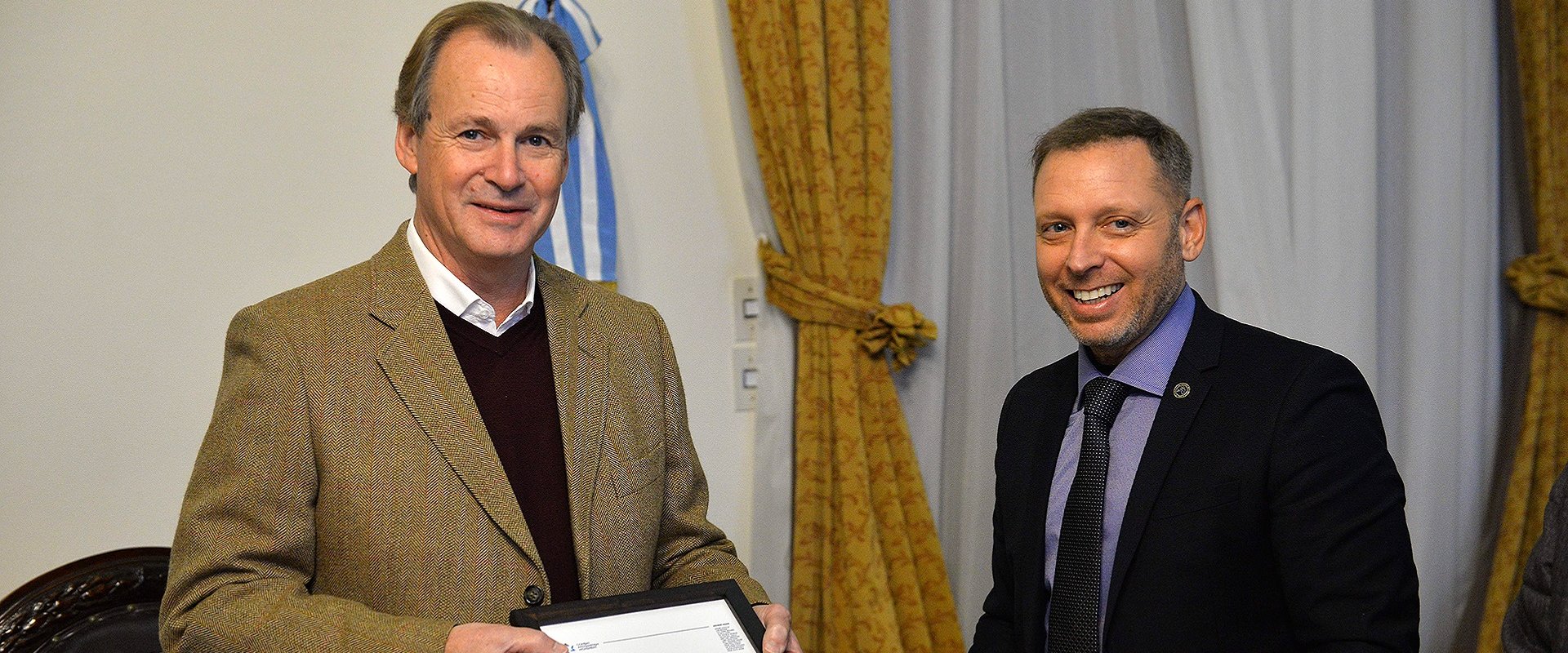 Bordet recibió un reconocimiento por su accionar contra la discriminación y el antisemitismo