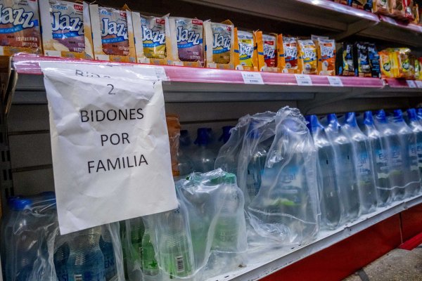 Crisis hídrica en Uruguay: consumo de agua salada y bidones sin stock