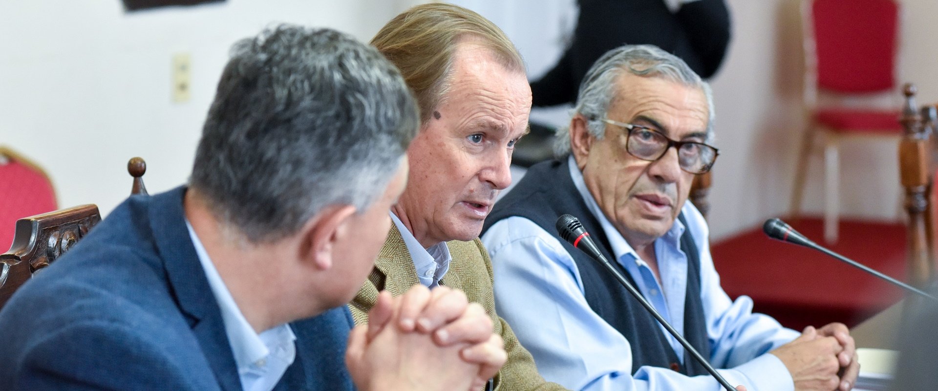 Bordet y autoridades uruguayas impulsan llevar navegabilidad del río Uruguay a los 34 pies para potenciar el desarrollo