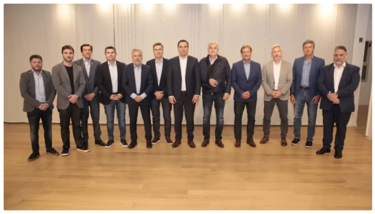 Frigerio se despegó de Bullrich y Macri