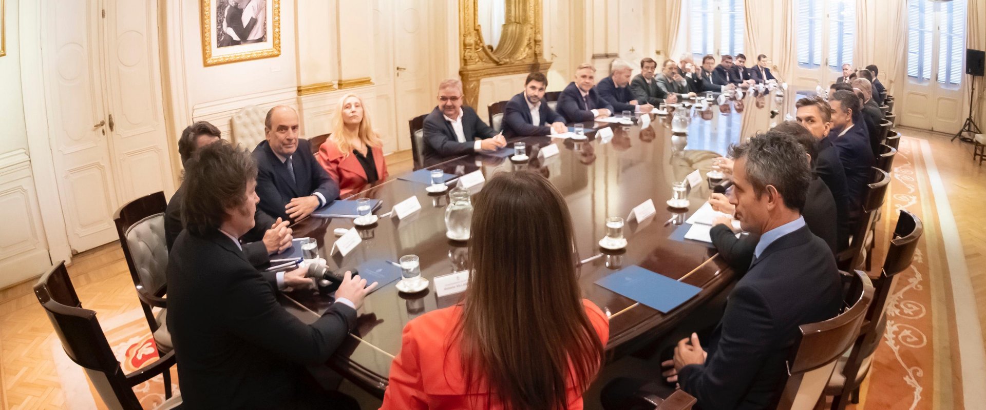 El gobernador Frigerio defendió las economías regionales y los recursos de la provincia