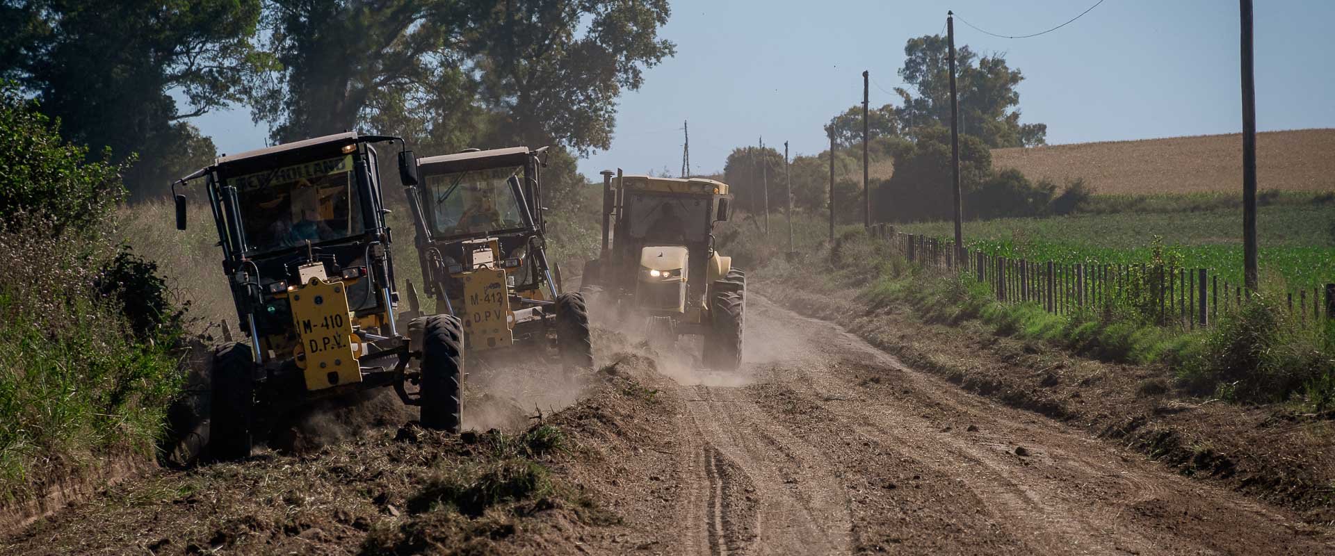 Mejoran un camino rural que conecta las rutas 12 y 11 entre los departamentos Nogoyá y Victoria