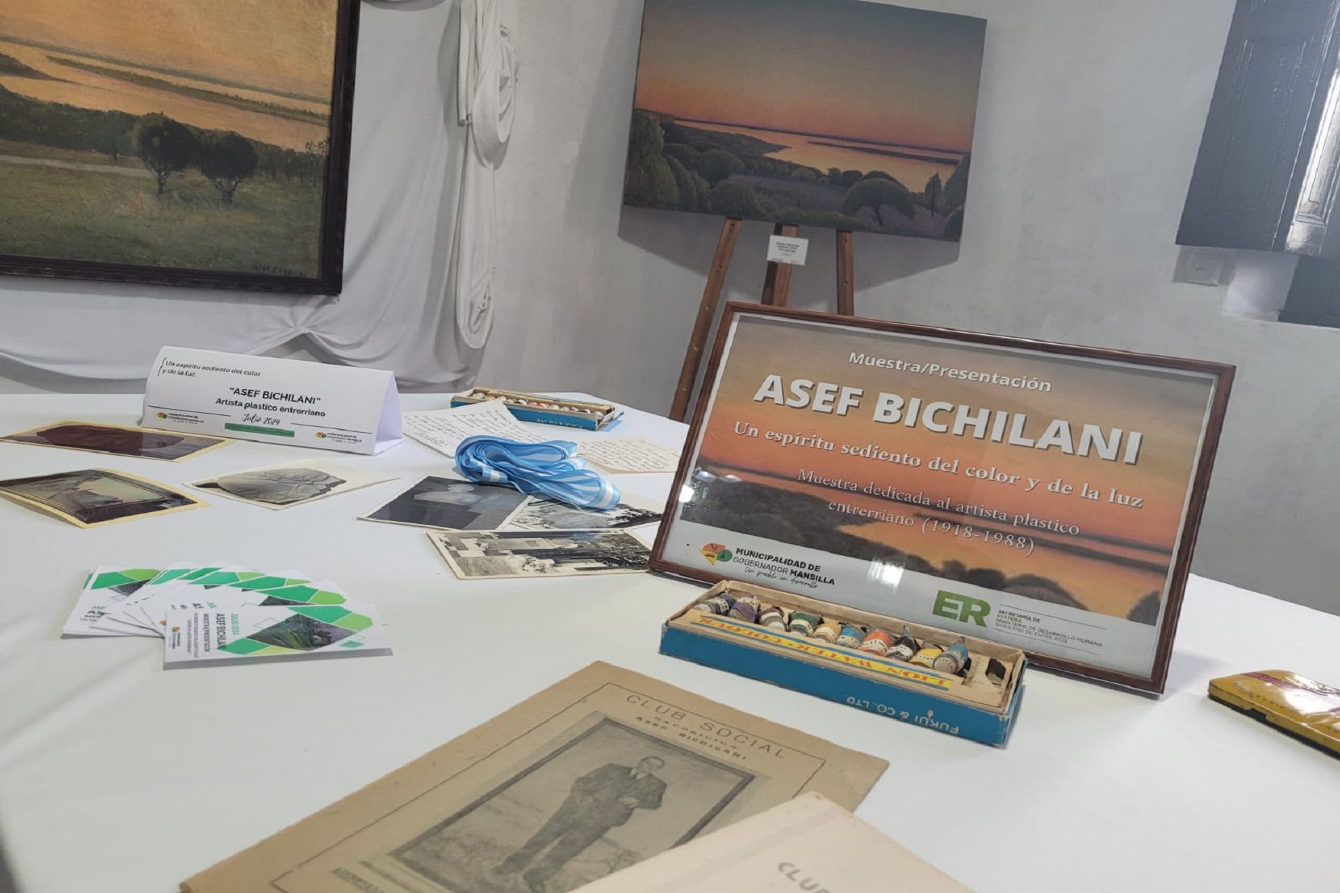 Con una muestra y la presentación de un libro, se recordó al pintor Asef Bichilani en Mansilla