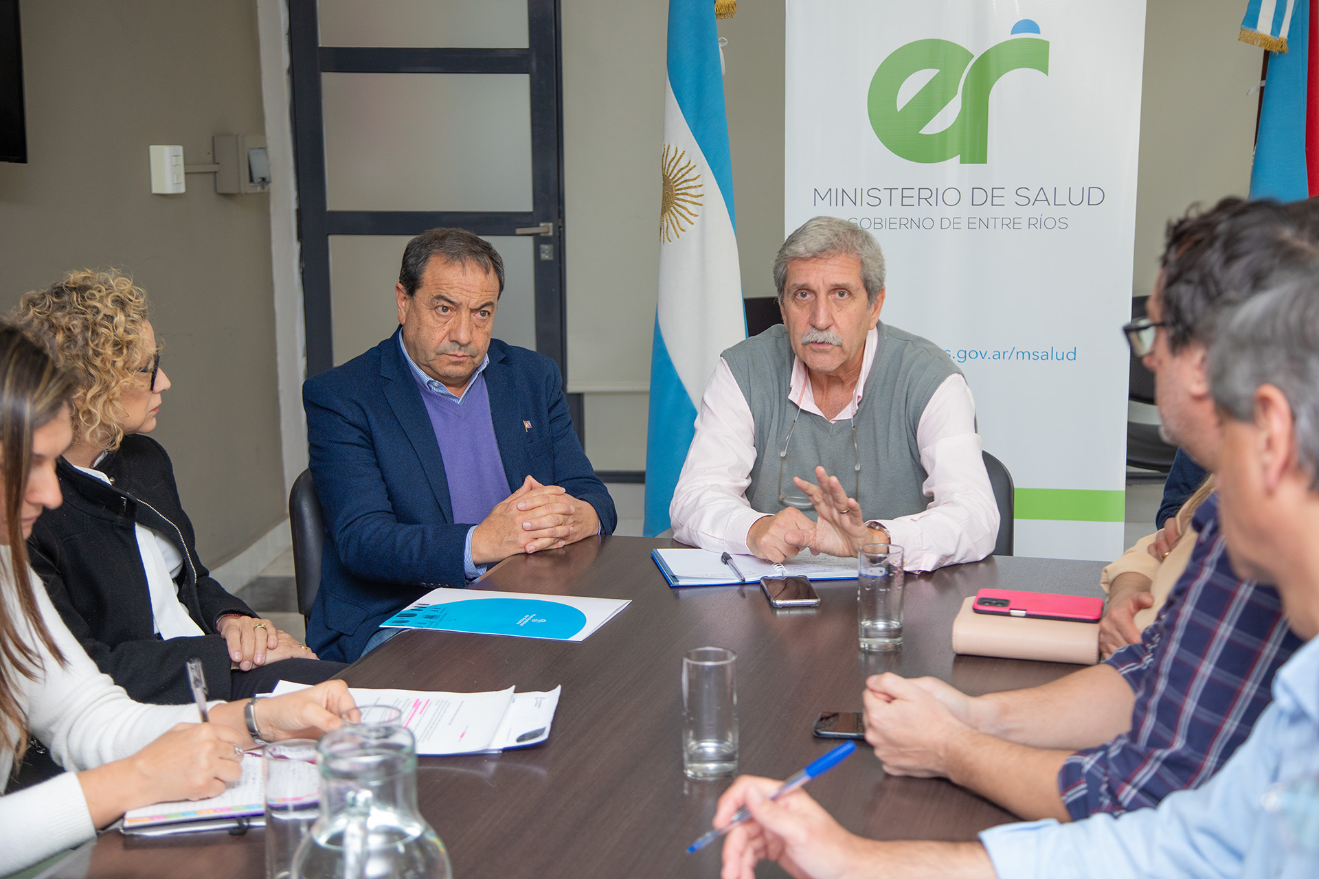 El Ministerio de Salud articula acciones con la Municipalidad de Victoria