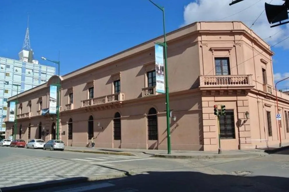 Se realiza un documental sobre las instituciones que fueron Casa de Gobierno en la provincia.