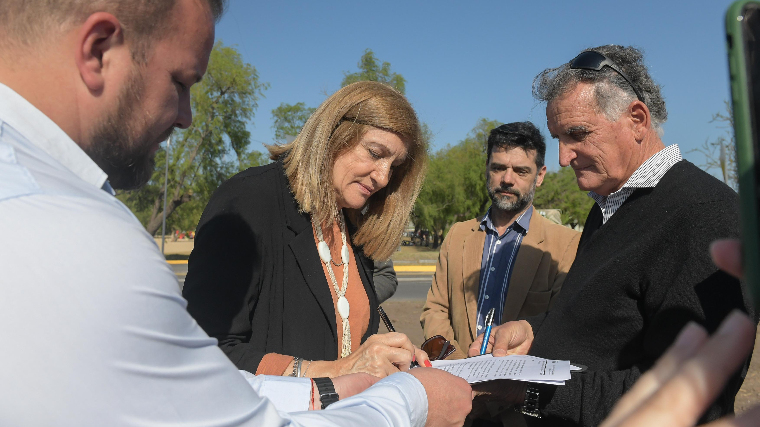 Reinician con financiamiento municipal las obras de saneamiento e integración socio urbana del arroyo Las Viejas