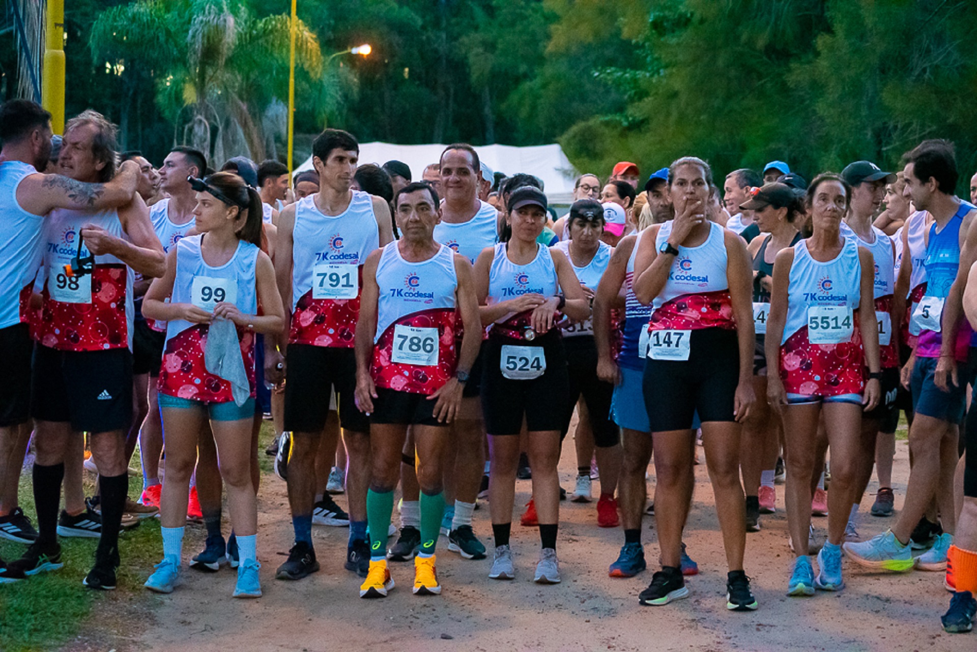 Se llevó a cabo la Maratón Nocturna 7K en Playa Sol