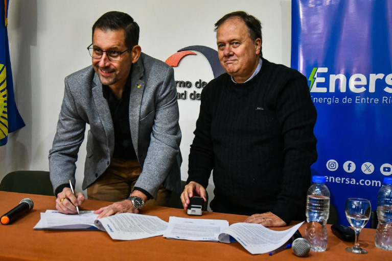 Enersa impulsa la generación de energías renovables con un nuevo parque solar