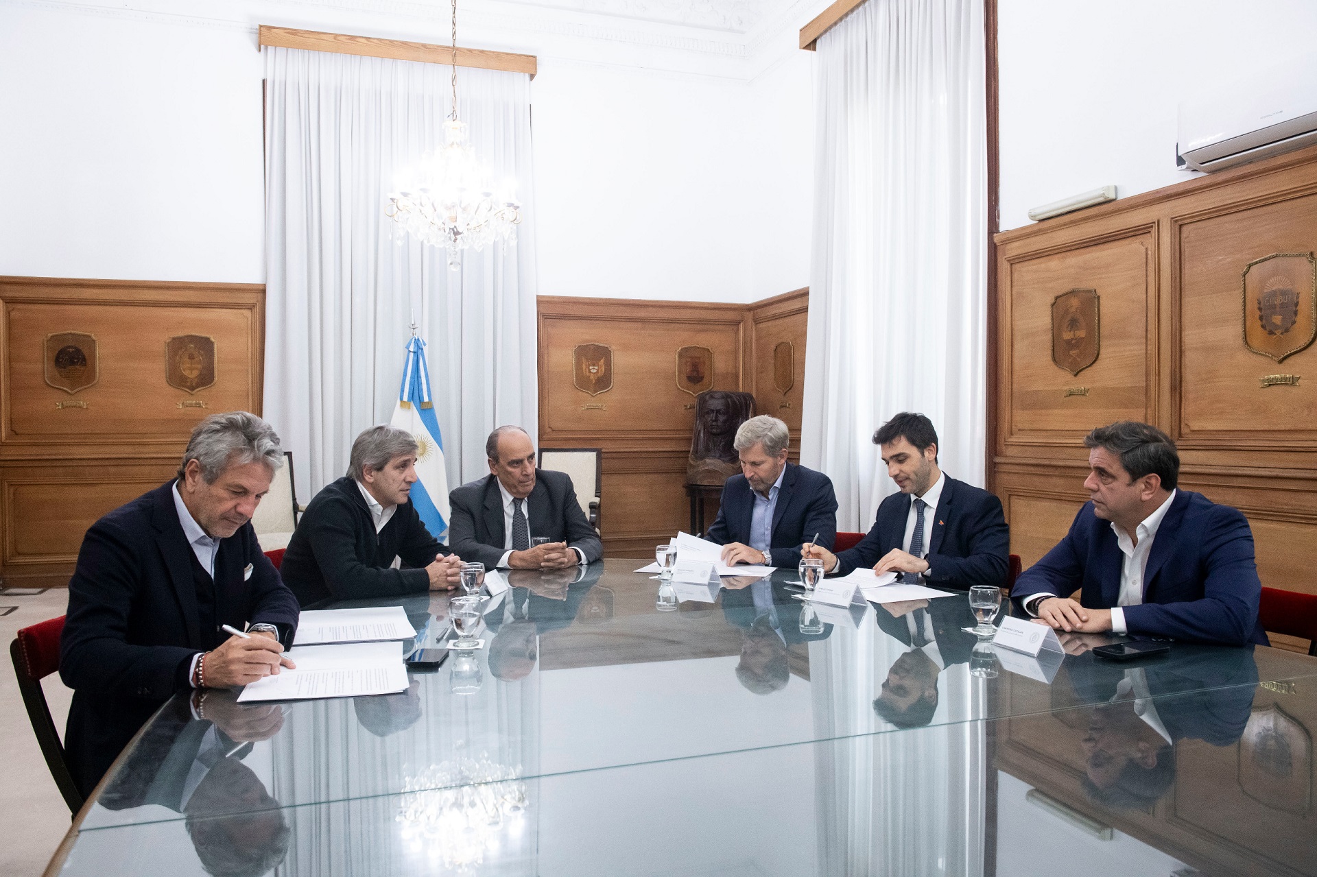 La provincia firmó un convenio de intercambio de información fiscal con la Nación