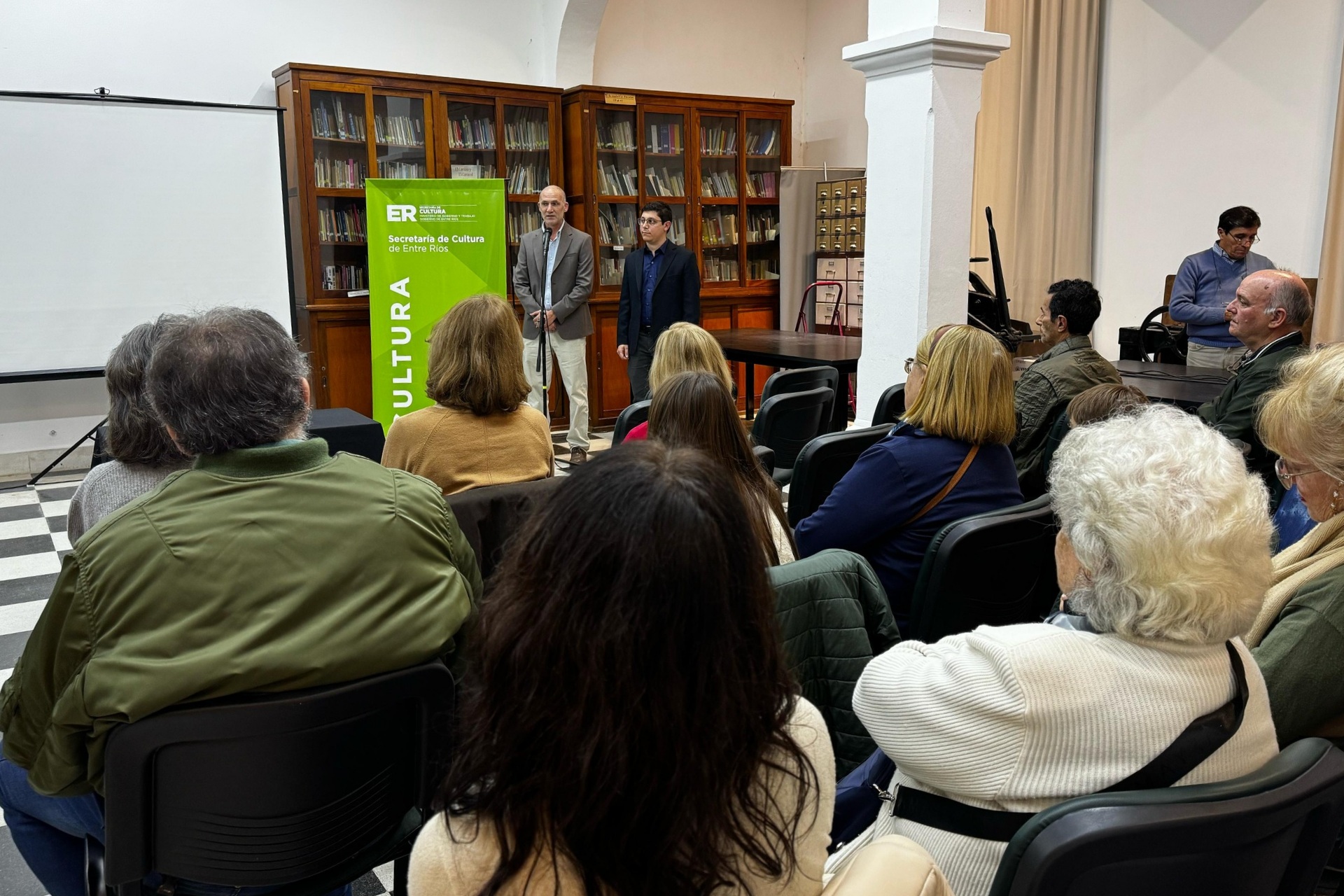 La Biblioteca Provincial celebró la vida y la obra del poeta nogoyaense Juan Manuel Alfaro
