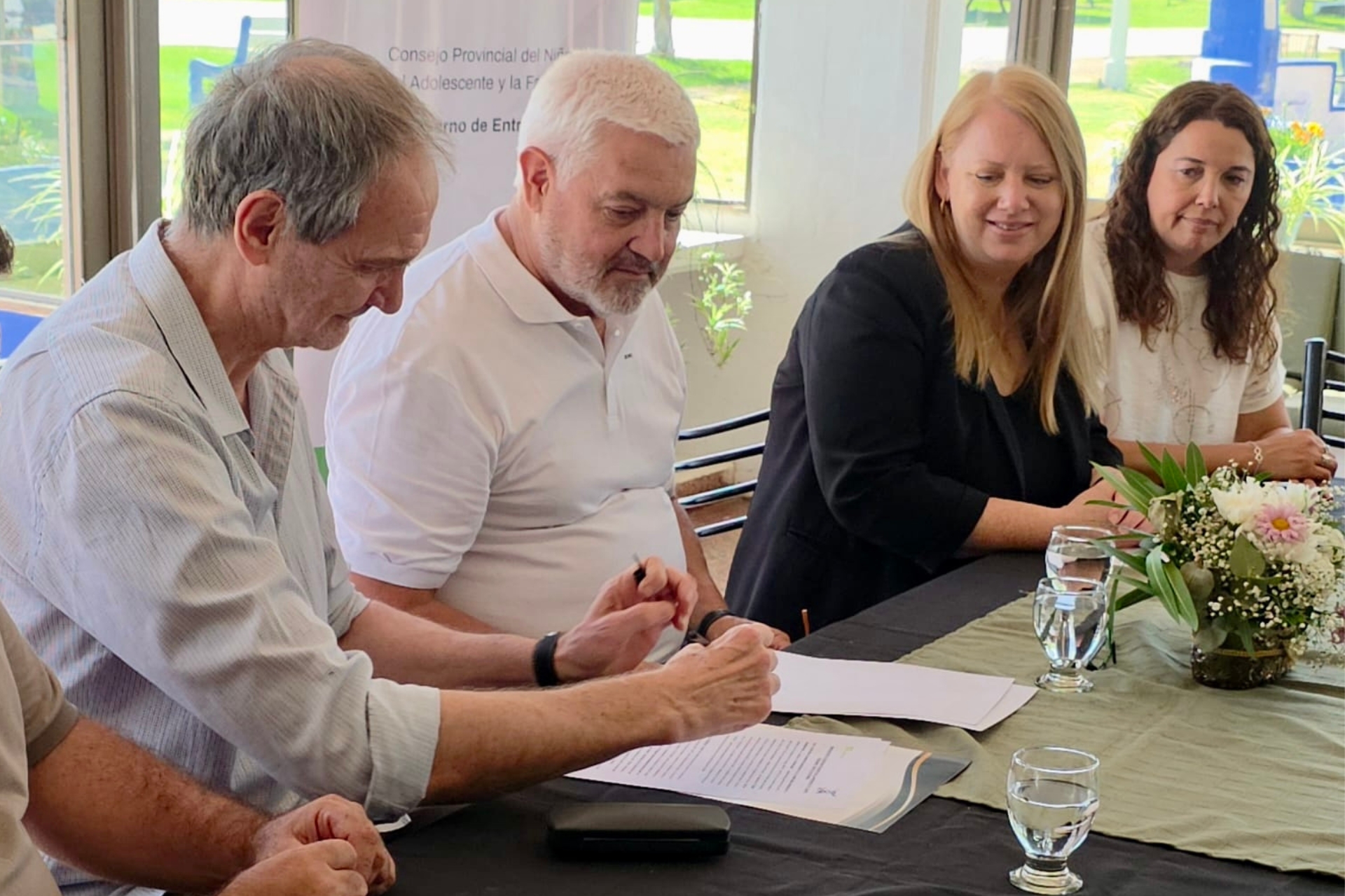 Renuevan acuerdo para garantizar acceso al deporte