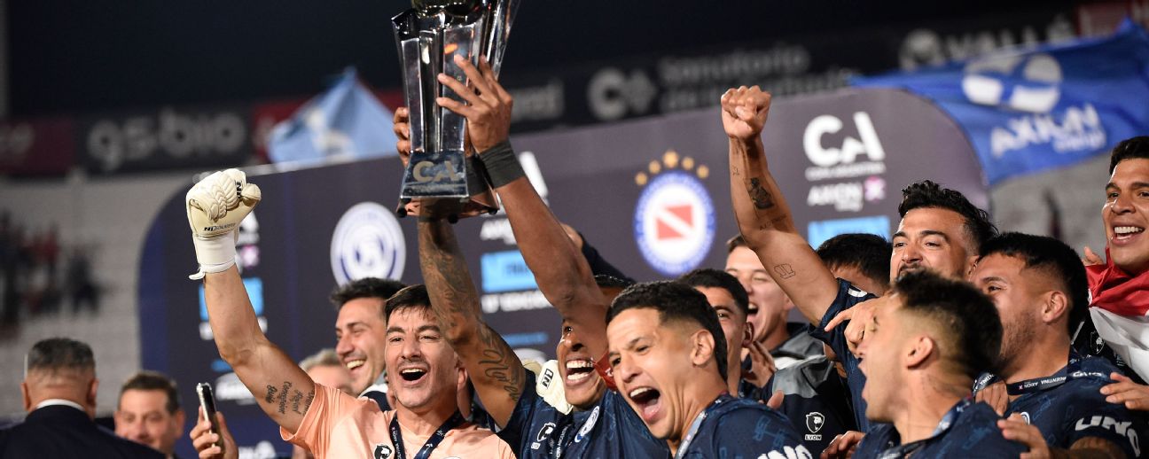 Independiente Rivadavia campeón de la Copa Argentina tras vencer por penales a Argentinos Juniors