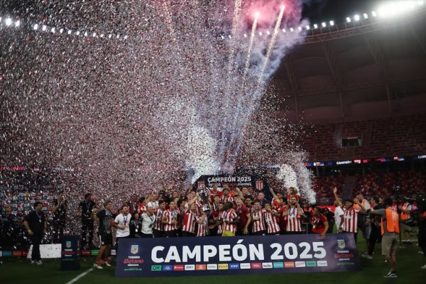 Estudiantes de La Plata venció a Racing en los penales y se coronó campeón