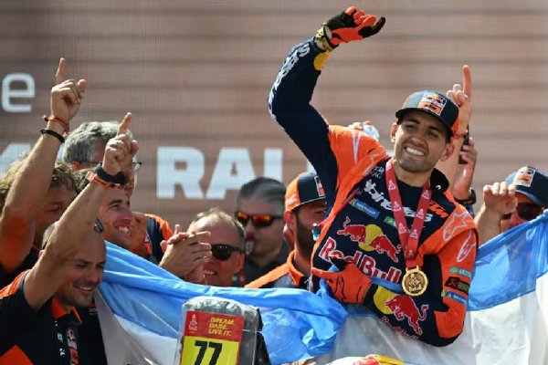 Luciano Benavides ganó el Rally Dakar