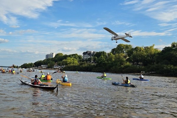 Caravana náutica en Colón rechazó la instalación de HIF Global