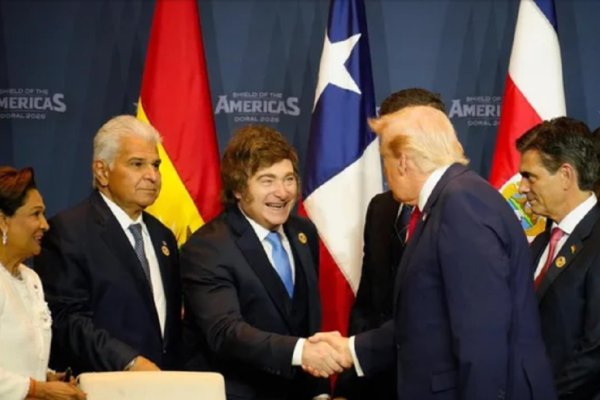 Milei participó de la cumbre “Escudo de las Américas” y ratificó su alianza con Trump